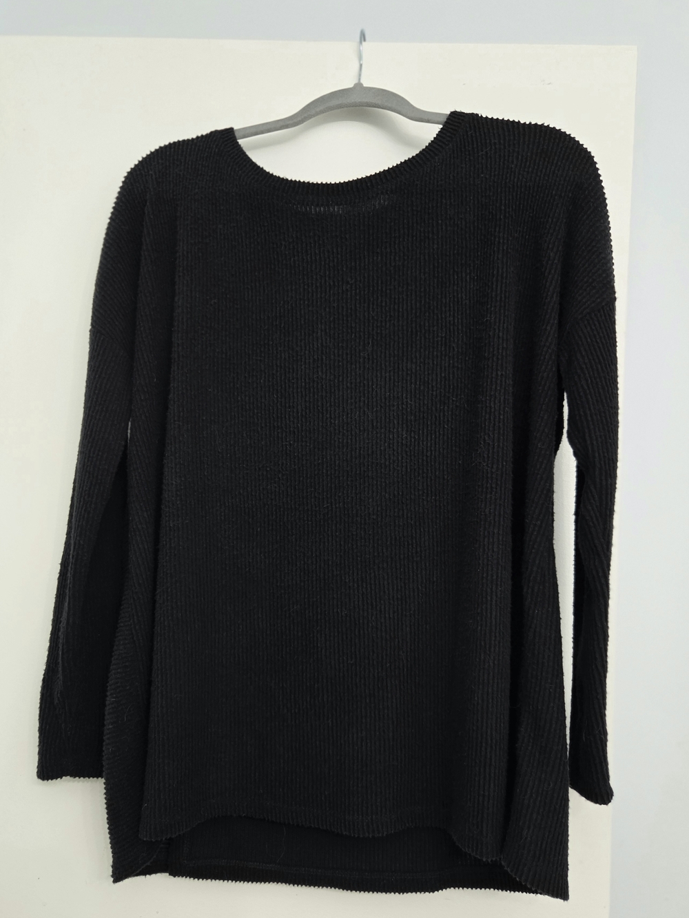 H by bordeaux Black Ribbed Scoop Crew Sweater